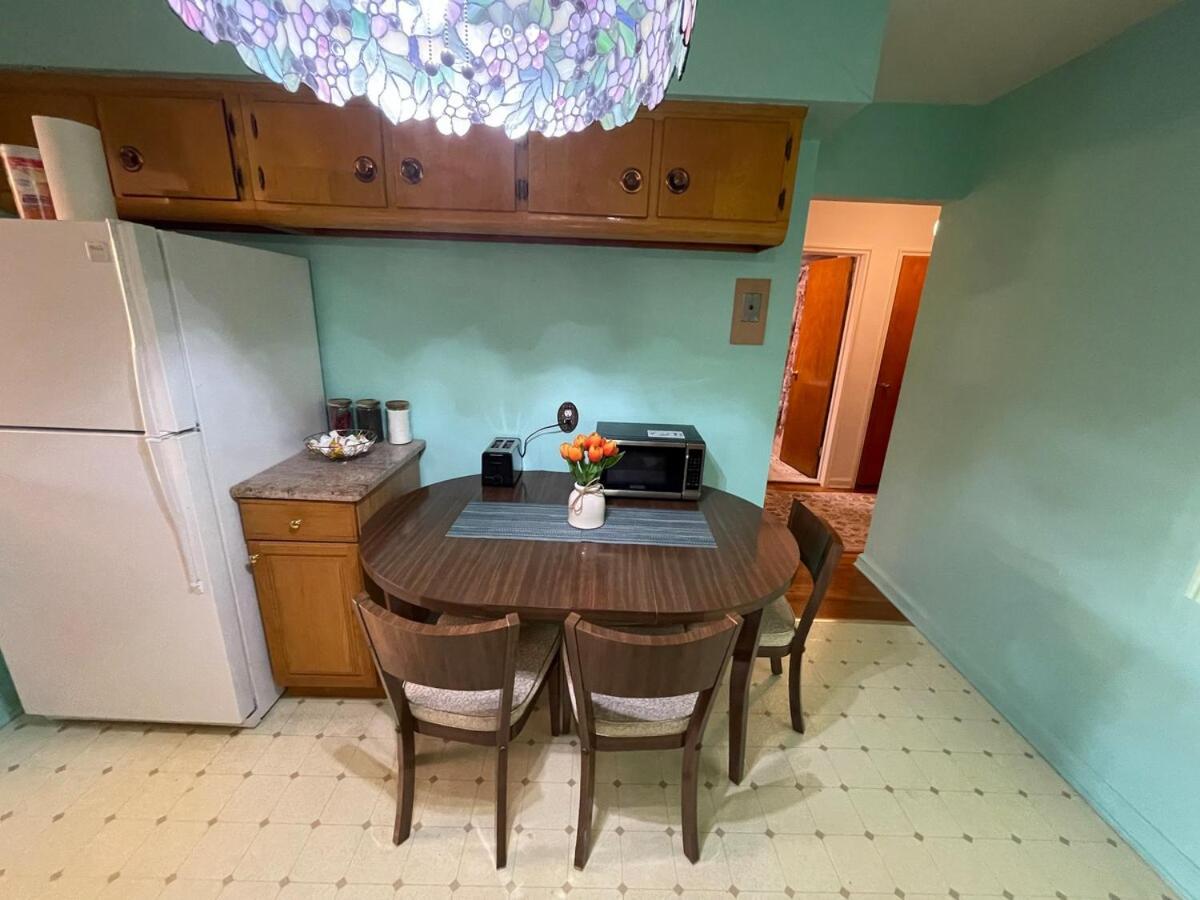 Apartment Luxury Two Bedroom In A Private House New York